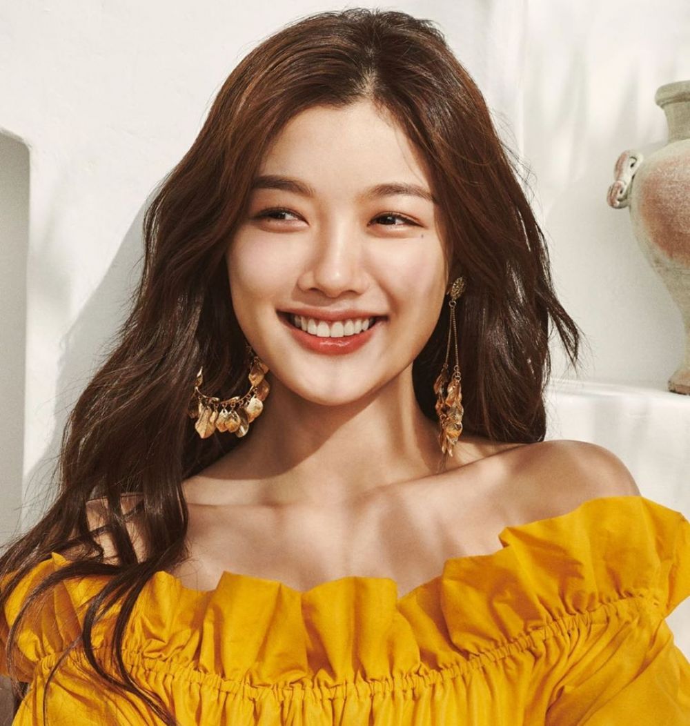 9 Gaya Kim Yoo Jung  Pemain 'Backstreet Rookie', Stylish dan Catchy!