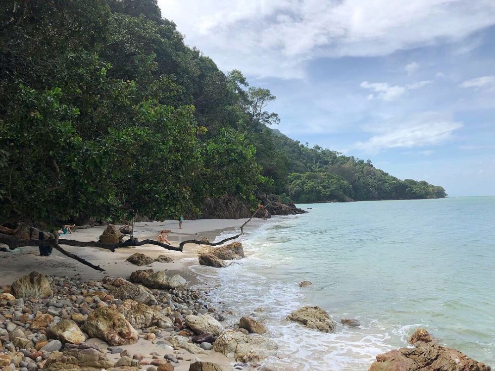5 Pantai Tersembunyi dan Terindah di Langkawi Malaysia