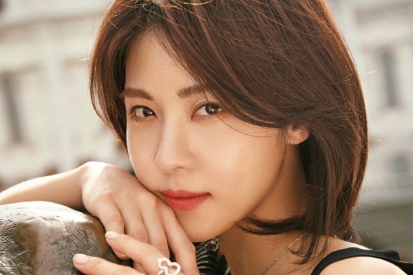 Awet Muda, 11 Aktris Korea Ini Pernah Disandingkan Dengan Brondong