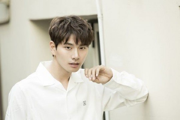 Ini 6 Music Video yang Pernah Dibintangi Lee Yi Kyung, Auranya Beda!