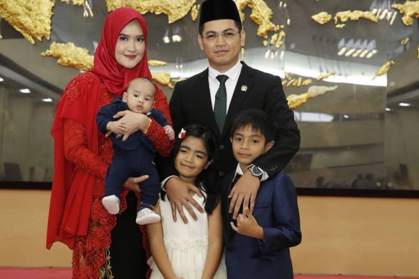 10 Potret Terkini Tommy Kurniawan Setelah Jadi Anggota DPR RI