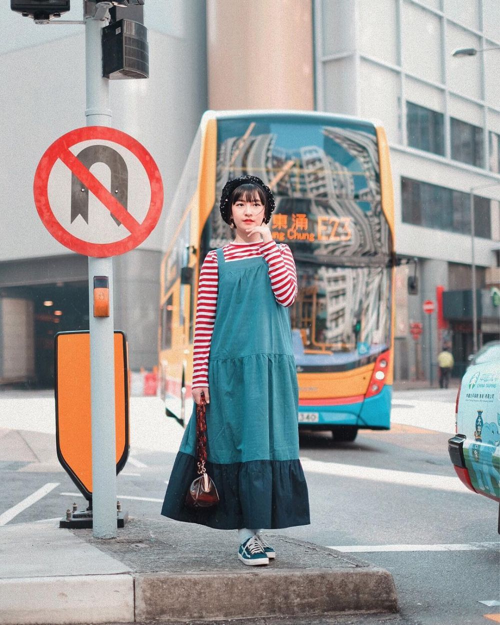 10 OOTD Tema Stripe Ala Vanessa Andrea, Menarik dan Gak Bosan!