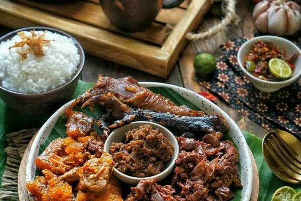 Kuliner Khas Jogja di Kota Metro, Ada Sate Klatak Pertama di Lampung
