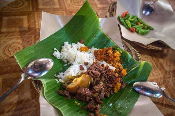 5 Olahan Khas Nusantara yang Diolah dengan Teknik Slow Cooking, Lezat!