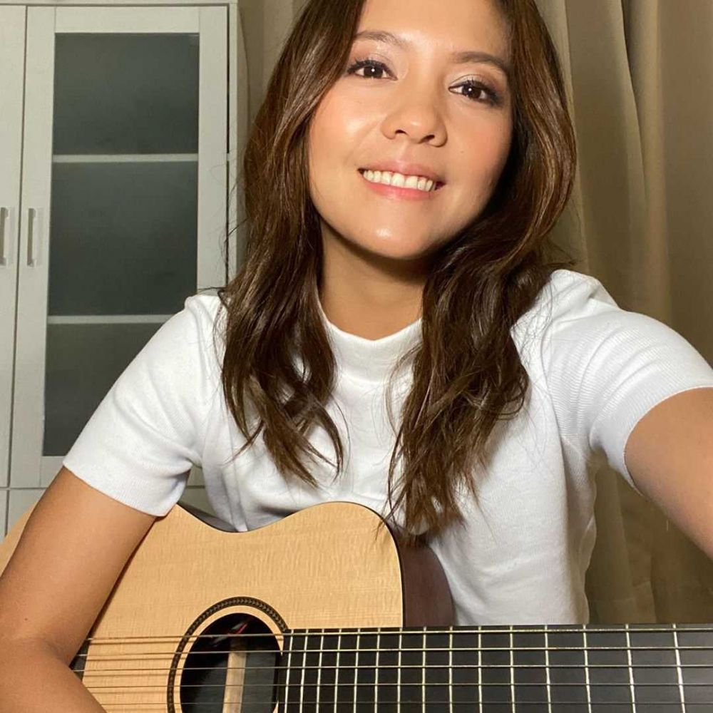 Gak Banyak yang Tahu, 10 Artis Cewek Ini Lulus dengan Nilai Cum Laude!