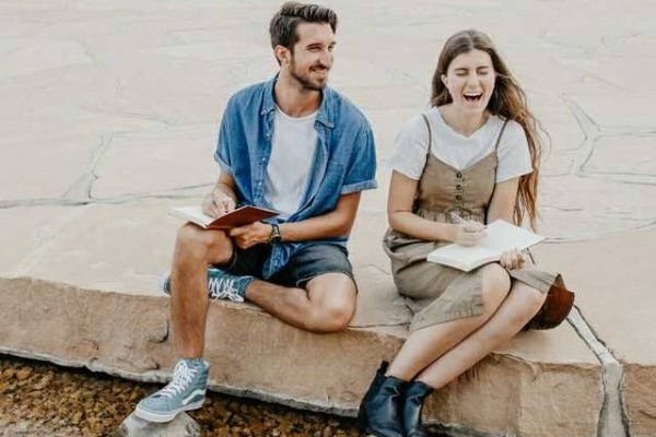 5 Zodiak yang Punya Sifat Pasif tapi Agresif dalam Hubungan Percintaan