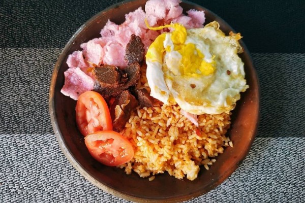 Serba Doyan, 10 Reaksi Artis Korea Makan Kuliner Indonesia