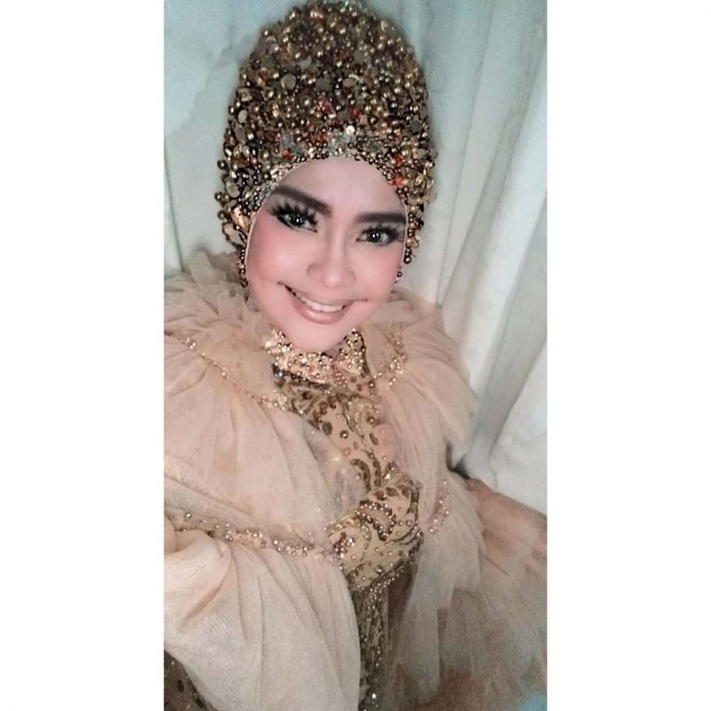 Hijrah, Penampilan Terbaru 8 Penyanyi Dangdut yang Sekarang Berhijab