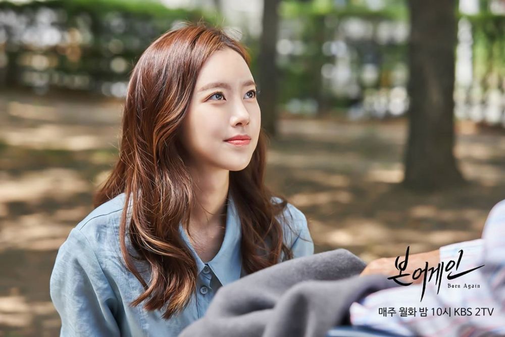 Wanita Berhati Lembut, Ini 10 Potret Manis Jin Se Yeon di 'Born Again&...