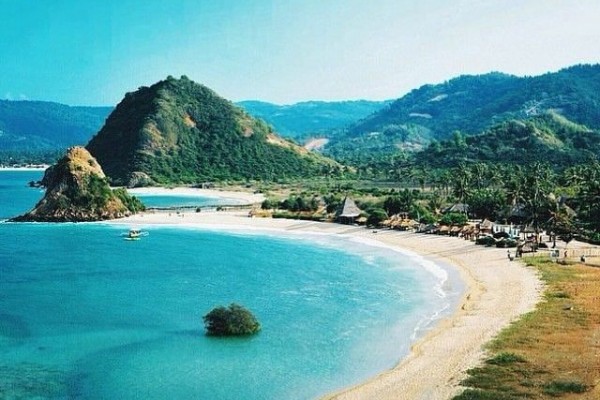 Ini Pantai-pantai yang Wajib Dikunjungi saat Berlibur di Lombok