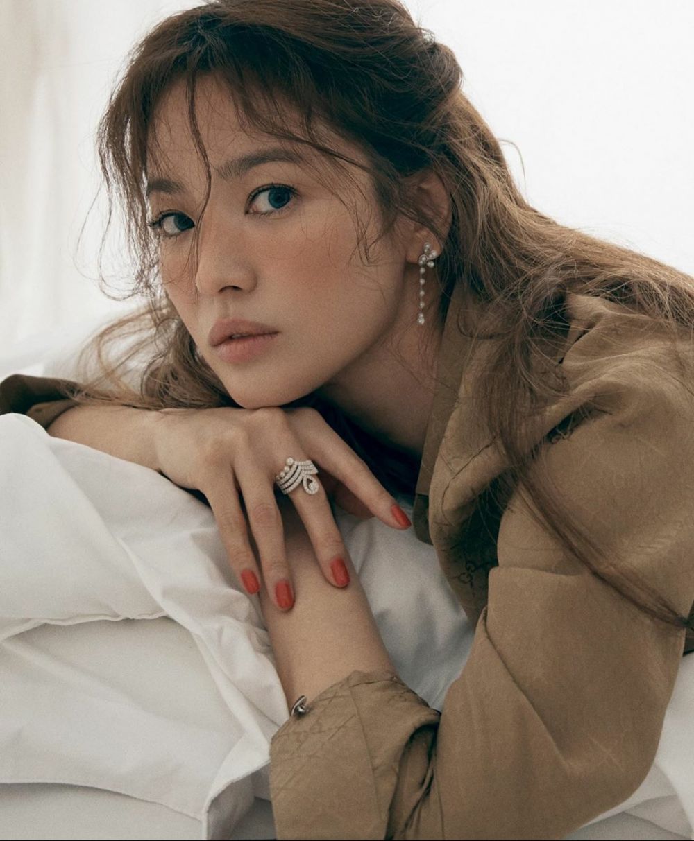 10 Potret Awet Muda Song Hye Kyo Di Umur 40 Tahun