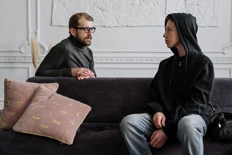 5 Zodiak yang Paling Angkuh Merasa Hebat, Superiority Complex!