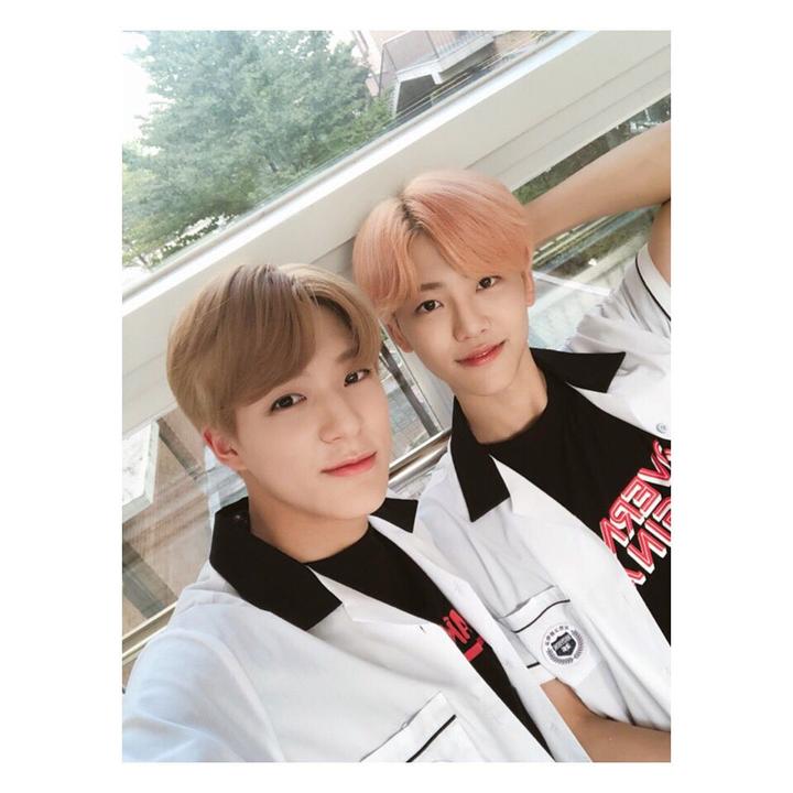 10 Momen Manis <b>Jeno</b> & <b>Jaemin</b> <b>NCT</b> Saat Selfie Bareng, Friendship Goals! 