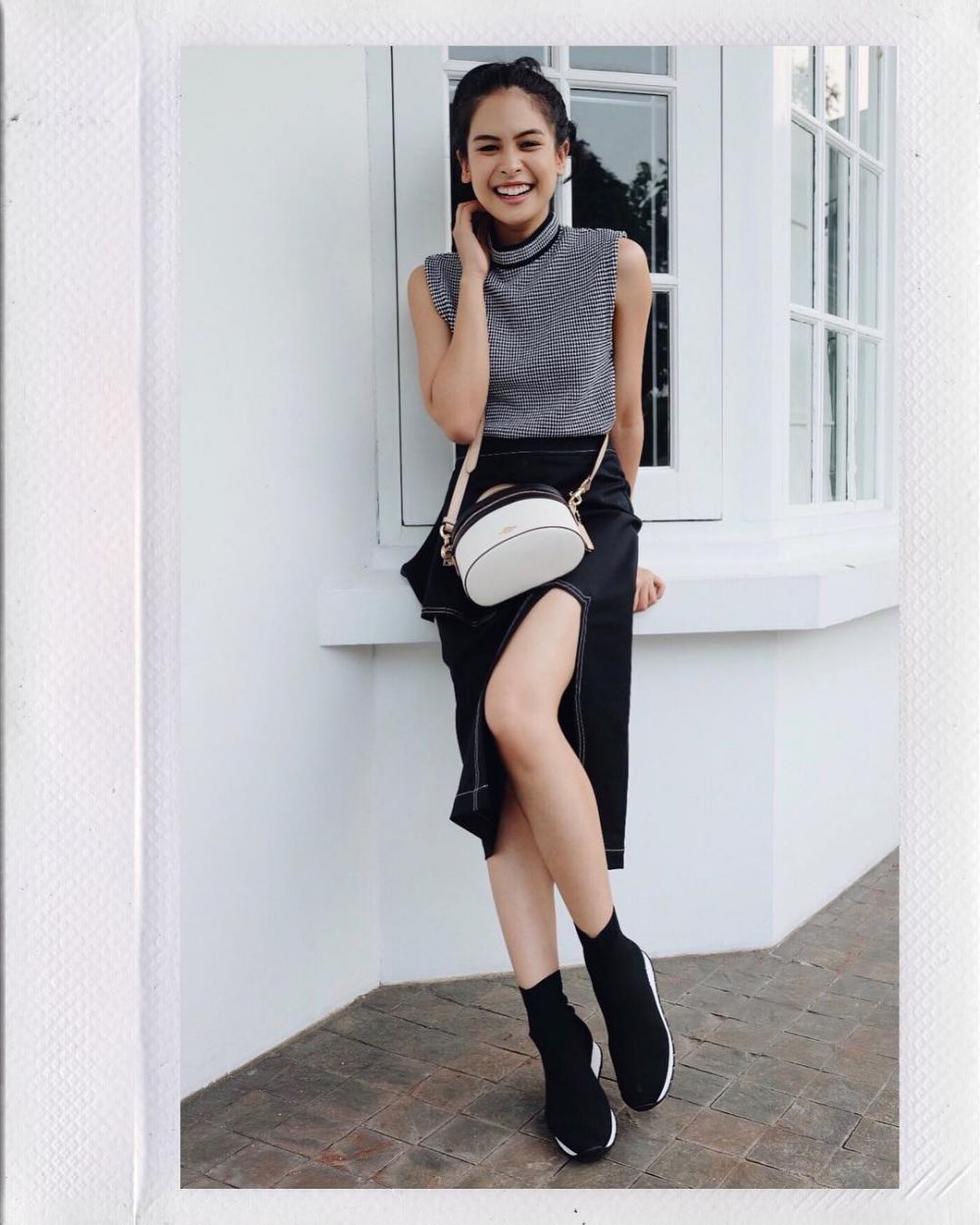 Cute Hingga Elegan, 9 Ide Mix and Match Outfit Maudy Ayunda dengan Rok