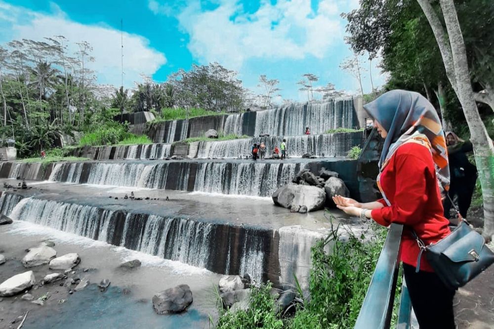 5 Info Wisata Grojogan Watu Purbo, Air Terjun di Sleman yang Lagi Hits