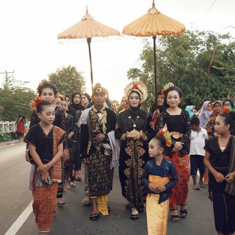 Warisan Budaya Pulau Lombok, Keindahan Baju Adat Pegon