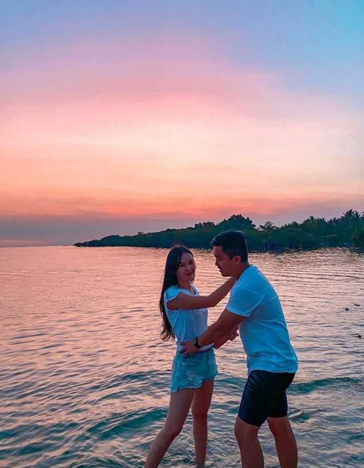 Gaya Pacaran Ala Selebgram Sarah Gibson Dan Kekasih