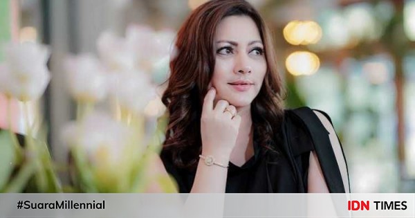10 potret terkini cut keke, makin berumur makin menawan!
