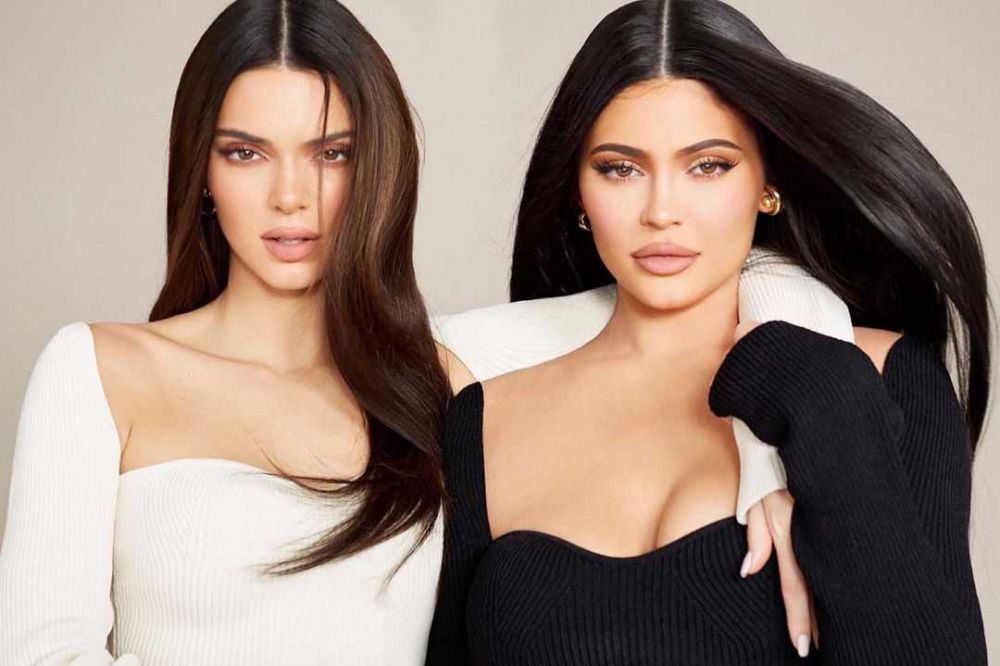 11 Fakta Menarik Kylie Jenner Yang Baru Genap Berusia 23 Tahun [ 666 x 1000 Pixel ]