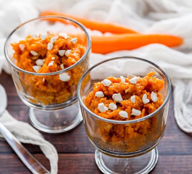 Berikut adalah tulisan tentang 5 resep dessert sehat tanpa gula tambahan dengan jumlah kata sebanyak 1500: