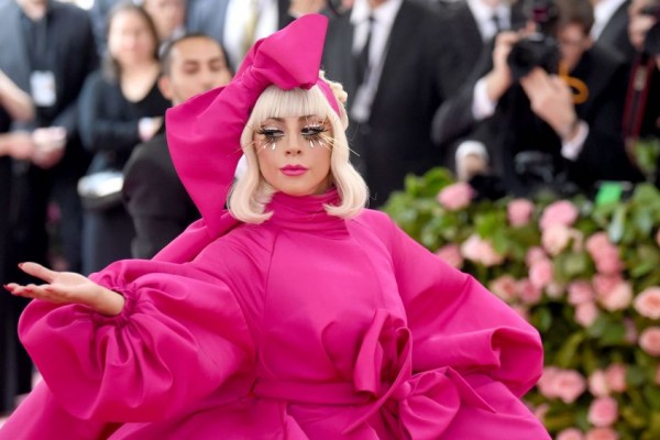 Ada Dress Daging, 5 Busana Lady Gaga yang Paling menuai Kontroversi
