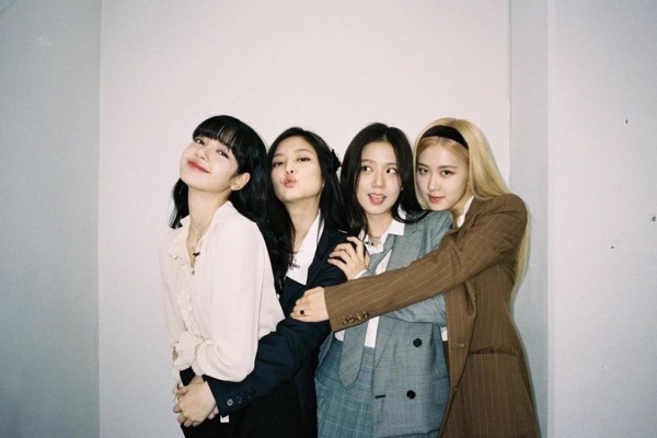 Anniversary ke-4, Ini 13 Potret Kebersamaan BLACKPINK yang Seru Abis!