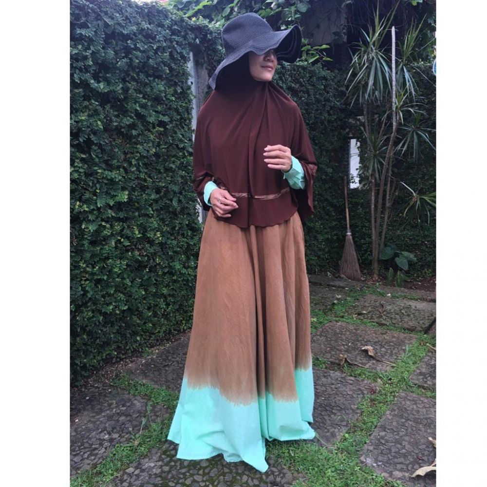 Profil Meidiana Hutomo  Terbaru