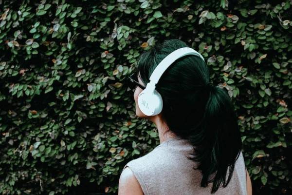 10 Lagu Populer Di TikTok, Cocok Masuk Playlist Saat Bosan