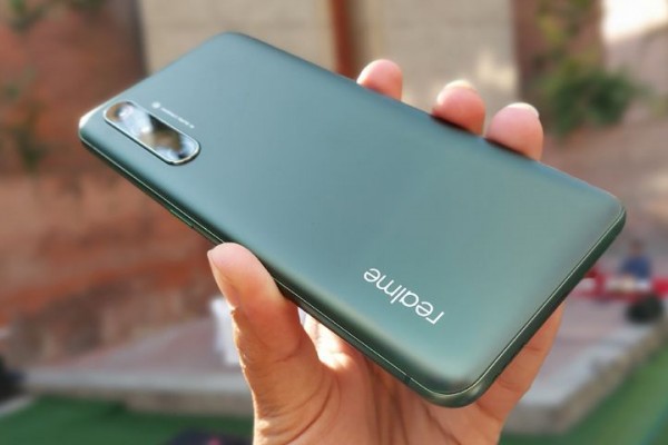 5 Pilihan Smartphone Realme X Series di Tahun 2020, Performa Ngebut!
