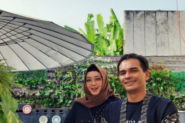 Poligami di Sinetron, 10 Potret Harmonisnya Rumah Tangga Teddy Syah