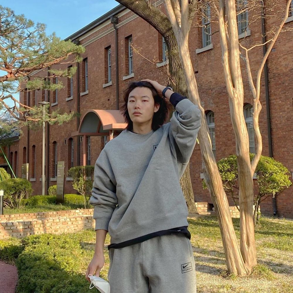 8 Selebriti Korea yang Bekerja Normal Sebelum Terkenal