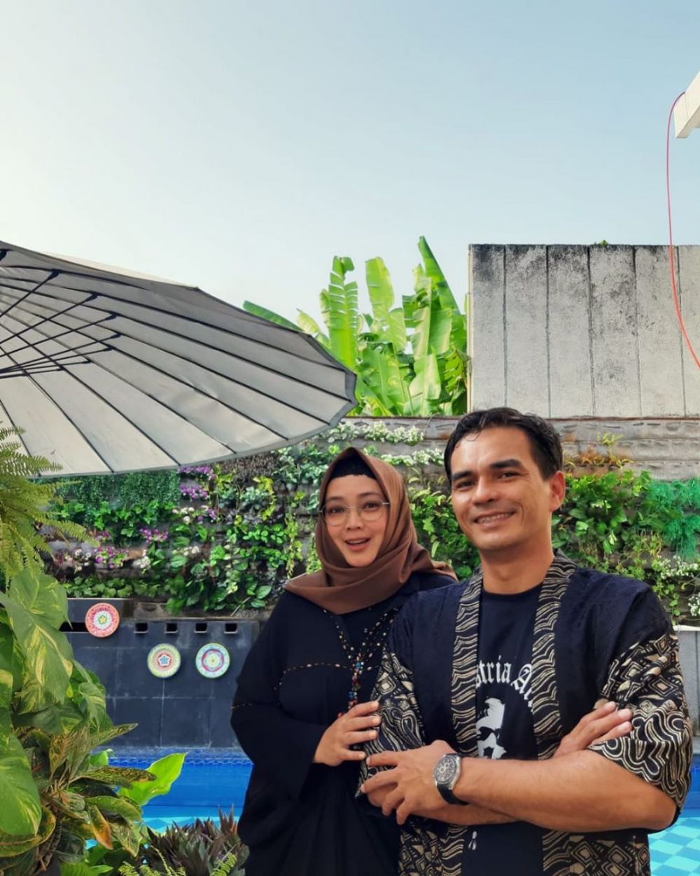Poligami di Sinetron, 10 Potret Harmonisnya Rumah Tangga Teddy Syah