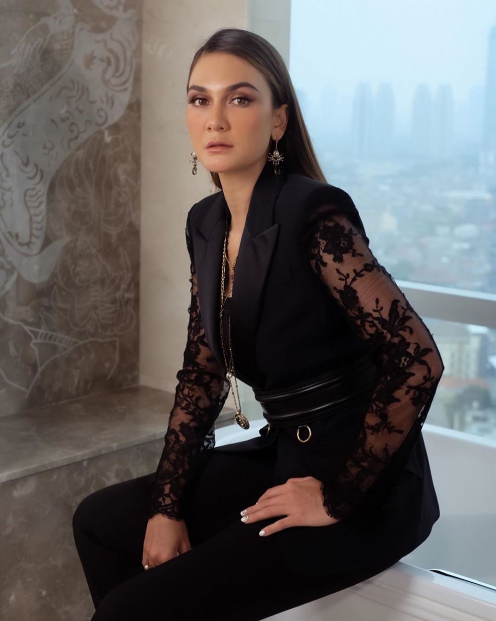 Meski Blasteran, Ternyata 9 Artis Ini Punya Nama Indonesia Banget