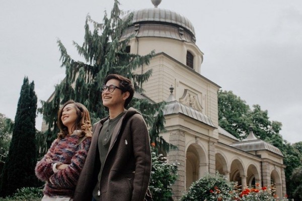 Ini 10 Potret Mesra Beby Tsabina dan Bio One Syuting 'Rentang Kisah'