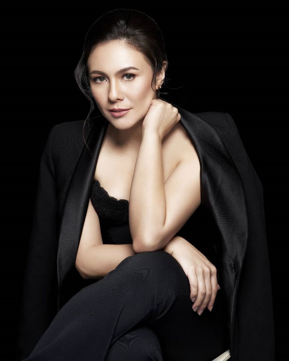 Meski Blasteran, Ternyata 9 Artis Ini Punya Nama Indonesia Banget