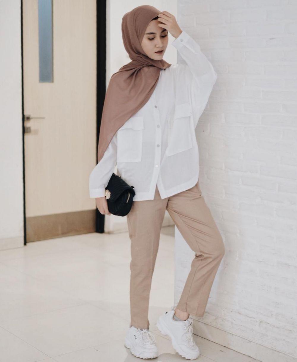 Outfit Hijab Nuansa Coklat