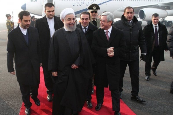 Presiden Iran: AS Tidak Bisa Bernegosiasi dan Berperang Melawan Iran