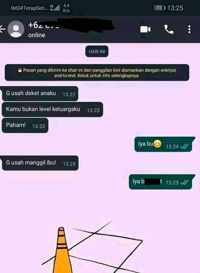 Lucu Sekaligus Ngeselin, 10 Kumpulan Chat Ini Bikin Mengelus Dada
