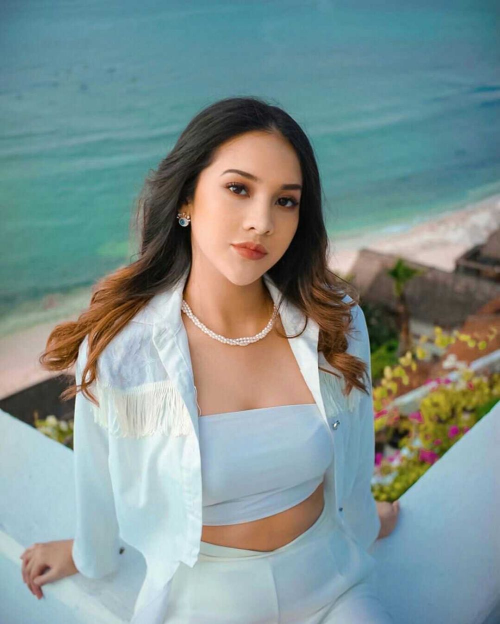 10 Selebgram ini Lebih Beken dari Artis, Gak Muncul di TV Tapi Ngehits