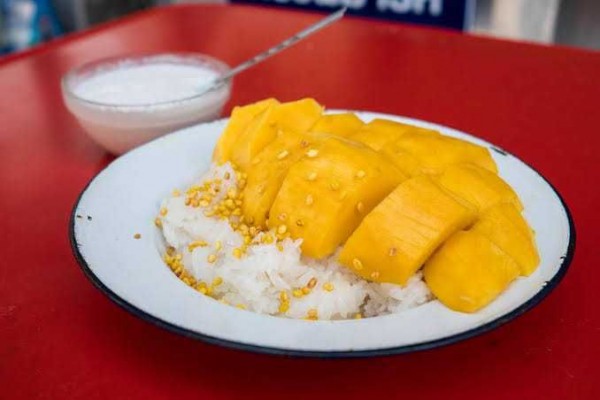 9 Olahan Khas Thailand Berbahan Ketan, Gurih dan Bikin Lapar!