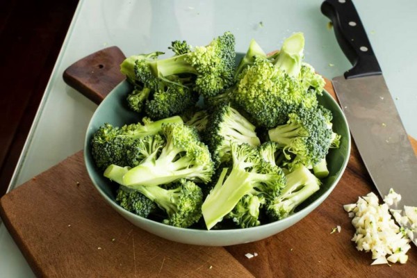 Resep Brokoli Saus Inggris yang Gurih dan Manisnya Pas Banget