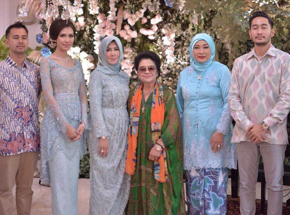 Momen Hangat, 10 Potret Jadul dan Kini Raffi Ahmad dengan Sang Nenek