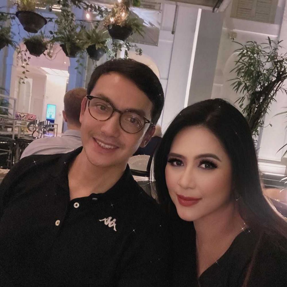 Bikin Baper! 10 Potret Mesra Gunawan dan Istri 17 Tahun Menikah
