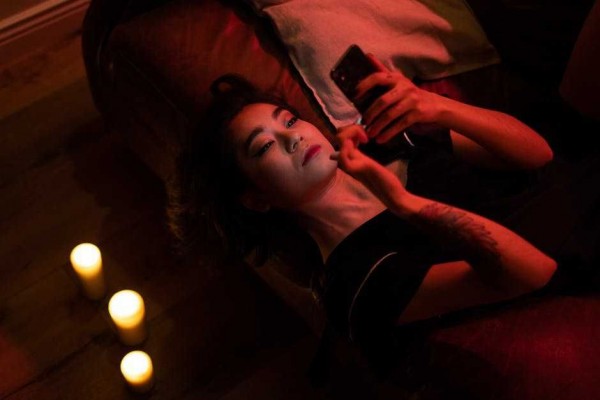 12 Kehidupan Seksual Berdasarkan Zodiaknya, Cancer Emosional Romantis