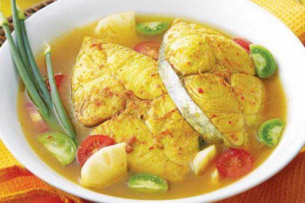 Resep Sup Ikan Tenggiri Aroma Jahe, Rasanya Gurih Dan Lembut Banget!