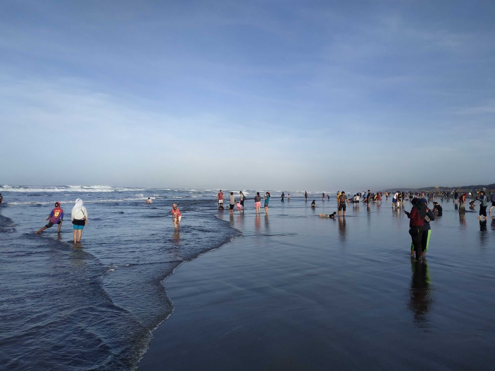 Polres Bantul Ingatkan Wisatawan Tidak Mandi di Pantai Selatan