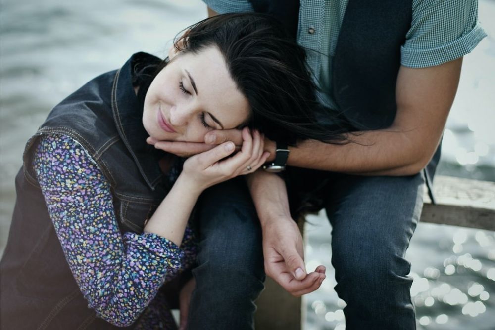 5 Kalimat Ini Ampuh Menenangkan Pasanganmu Saat Alami Kegagalan