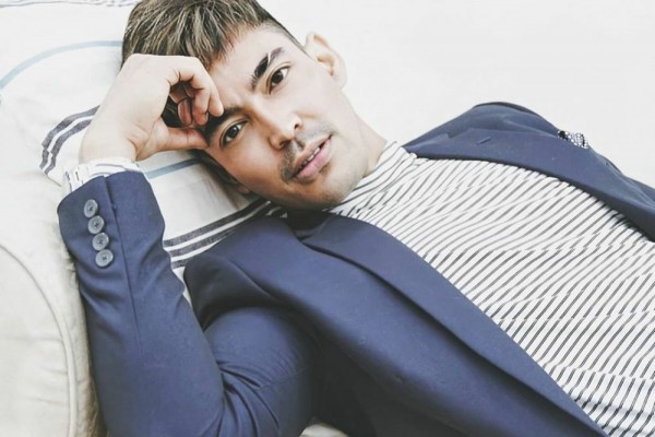 10 Potret Presenter Robby Purba Makin Karismatik di Usia 34 Tahun