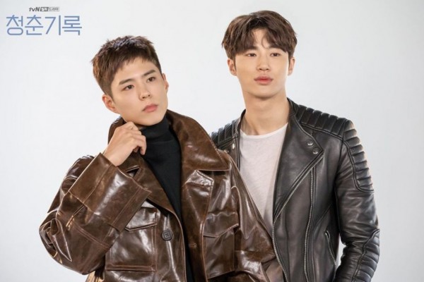 10 Potret Akrab Park Bo Gum dan Byeon Woo Seok di 'Record of Youth'