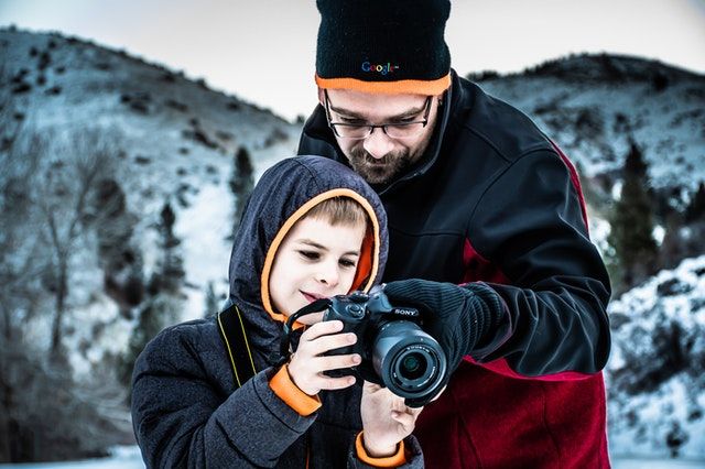 Sosok Family Man, 5 Zodiak Ini Kerap Dapat Julukan The Best Dad Lho!